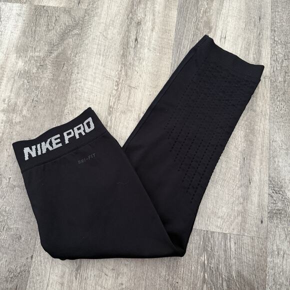 NIKE PRO Cropped Leggings Womens Small Black Dri-Fit Workout Activewear Stretch - Picture 1 of 7